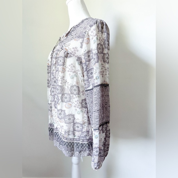 Knox Rose Flowy Floral Top - Picture 4 of 5